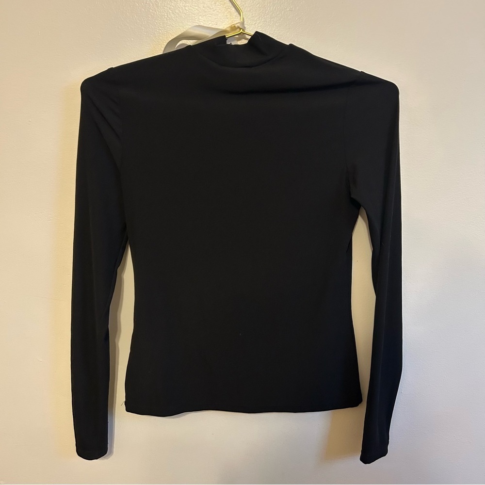 H&M • mock neck ribbed knit long sleeve - Picture 4 of 4